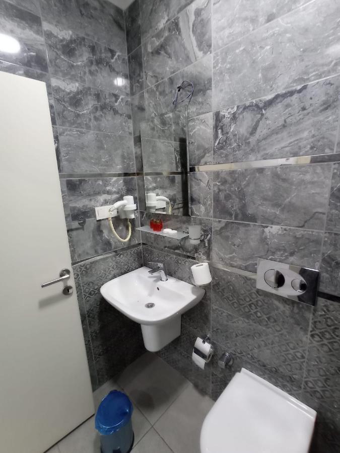 Emin Konak Hotel Istanbul Bagian luar foto
